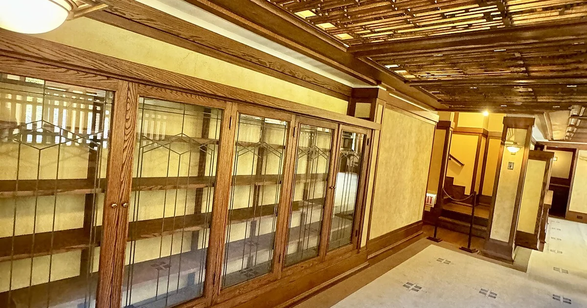 Designed in 1908-1909 and built in 1909-1910, this Prairie-style house was designed by Frank Lloyd Wright for Frederick C. Robie, assistant manager of the Excelsior Supply Company, and his wife, Lora Hieronymus Robie, a 1900 graduate of the